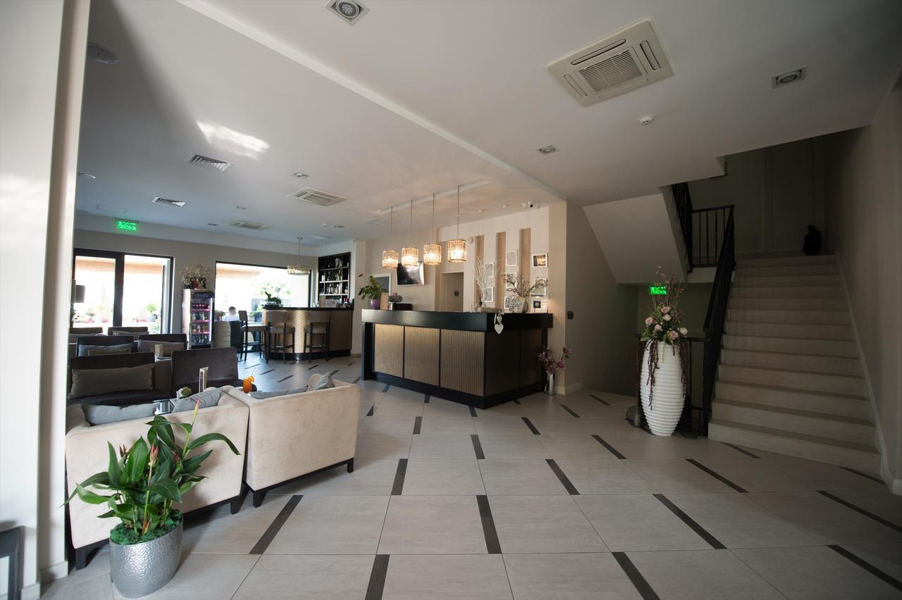 Pensiunea Nora Prestige Timisoara Exterior foto